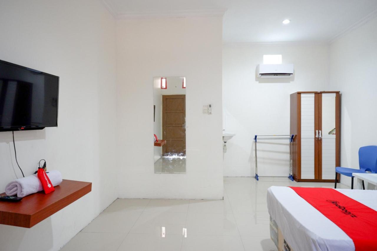 KoolKost near RS Samaritan Palu - Minimum Stay 6 Nights Exterior foto