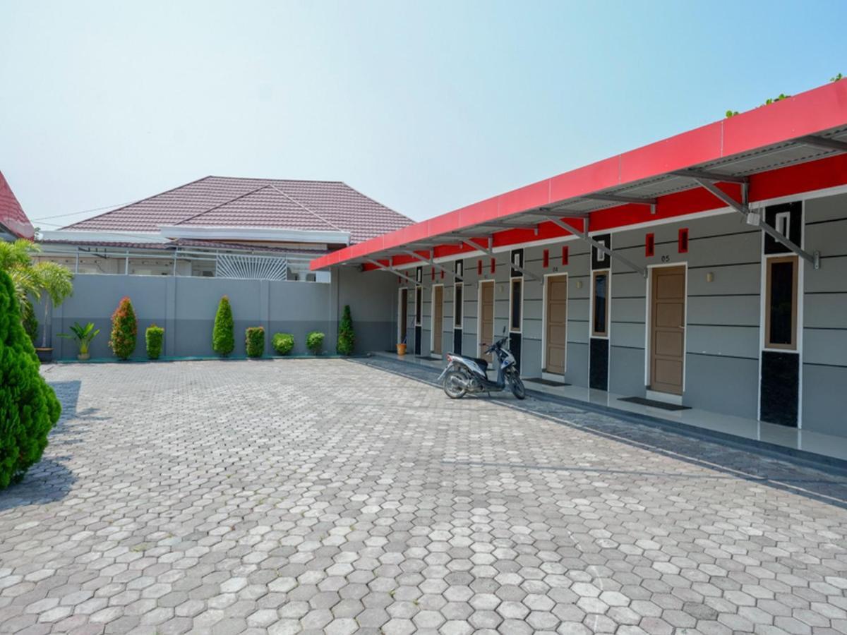 KoolKost near RS Samaritan Palu - Minimum Stay 6 Nights Exterior foto